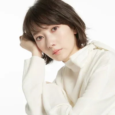 波瑠 profile