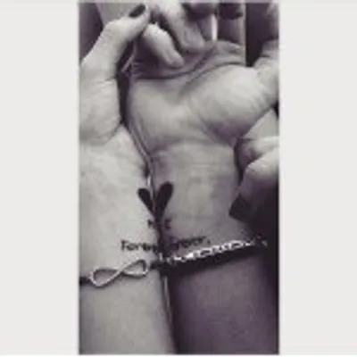 LOVE QUOTES โค๏ธ๐ profile
