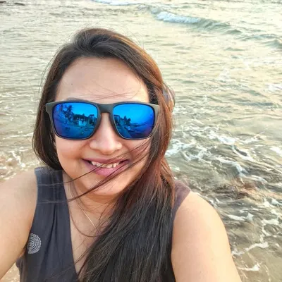 Vishakha Bhuta 🧿 Recipes | World Cuisine | Travel Experiences