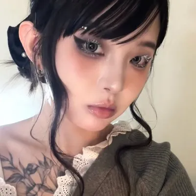 sᴛᴀʀ 厭世少女|美妝控 profile