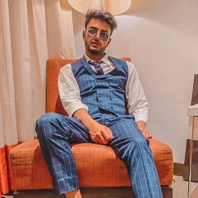 Yashuu kashyap profile