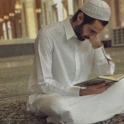 إلىٰ موطِن يُدعىٰ الجنَّة . profile