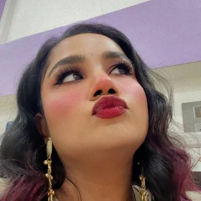 Mansi✨ profile