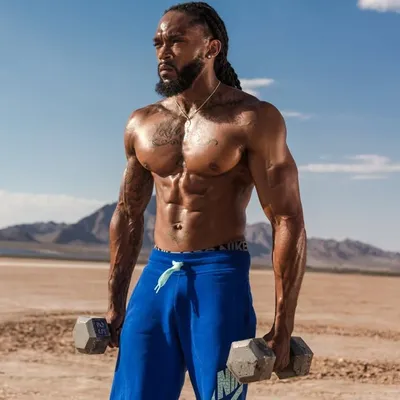 Courtney “2GFIT” Davis profile