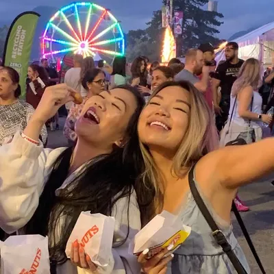 DEANNA & JASMINE | VAN FOODIES profile
