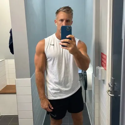 Nick ๐ profile