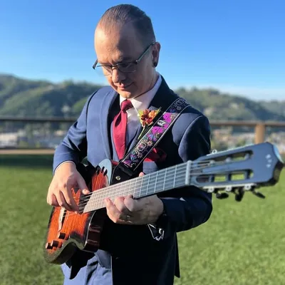 Dustin Hanusch profile