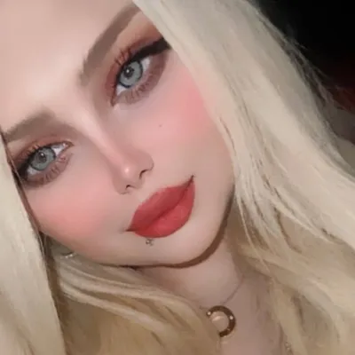 حورالعين الغريبية 💕 profile