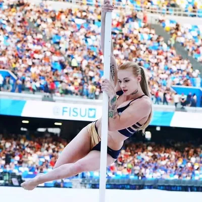 Bianca Breschi 🤸♀️ profile