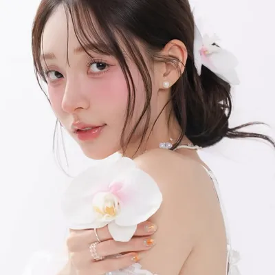 林襄 profile