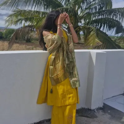 Aditi Bote💕 profile