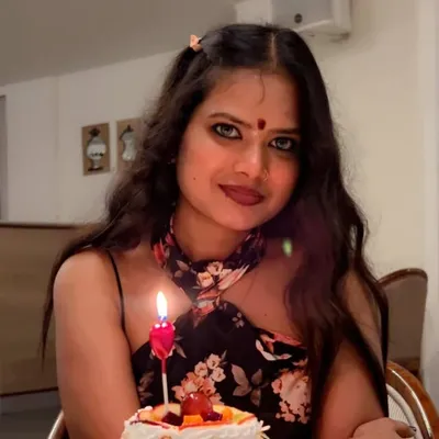 Khushboo ๐ profile