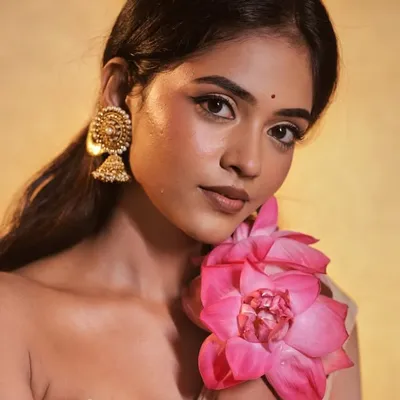 Leela profile