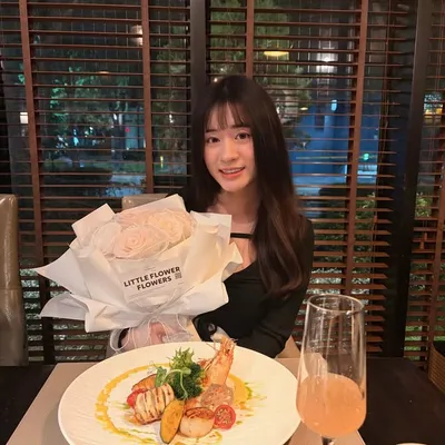 璇璇 profile