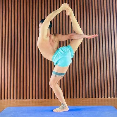 Dipu - yoga & pole dancing!! profile