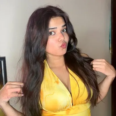 ईशिका🥀 profile