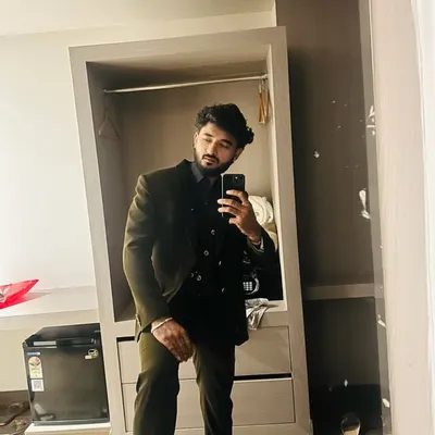 Rishabh Tak profile