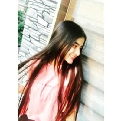 __ME SAKSHI_// profile