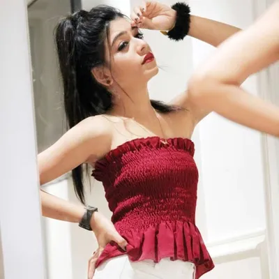 shruti gupta profile