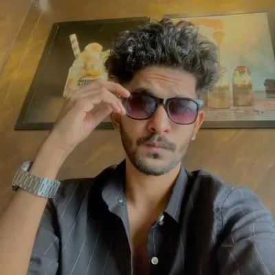 {محمد اسجد}، profile