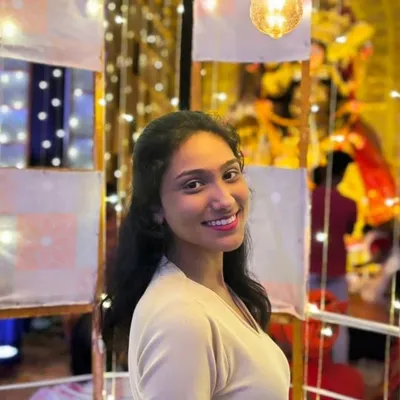 কৌশিকী 🦢🪷🪞🪽 profile