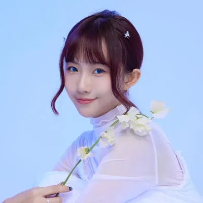 陳愉 profile