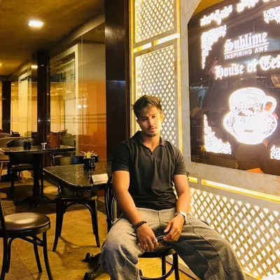 _jyotishman_saikia_๐ต profile