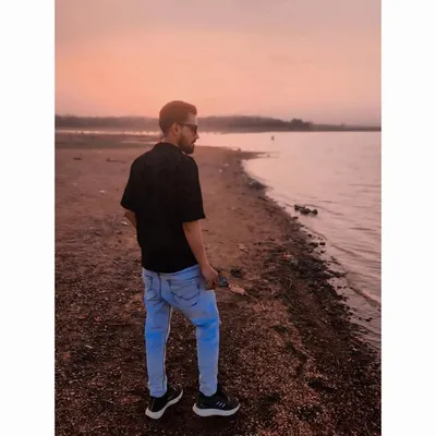 S A M E E R • K H A N profile