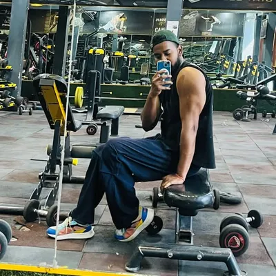 Saurabh chaudhary🦍 profile