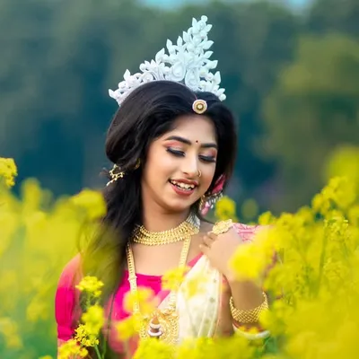 ~শ্রুতি🦋♥️🌻 profile