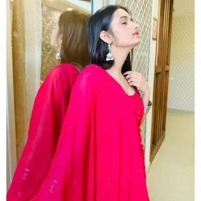 aarohi khurana profile