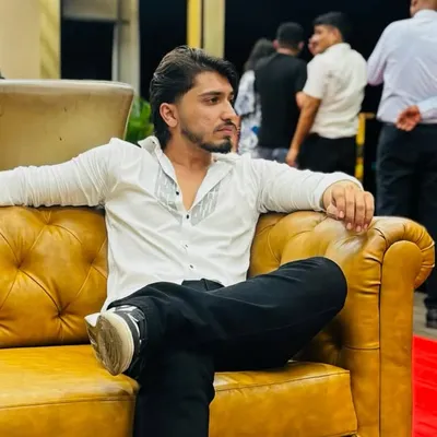 Aryan Kamra profile