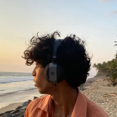 Adhhi profile