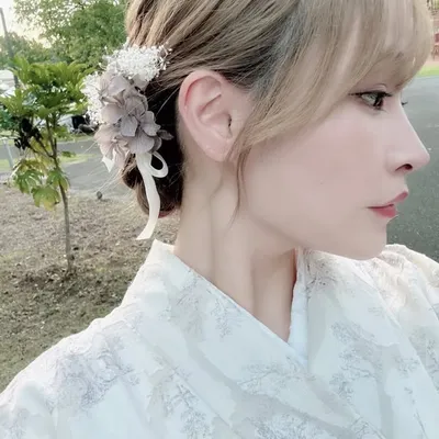 あ profile