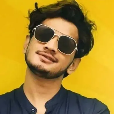 my self Charlie✌️✌️ profile