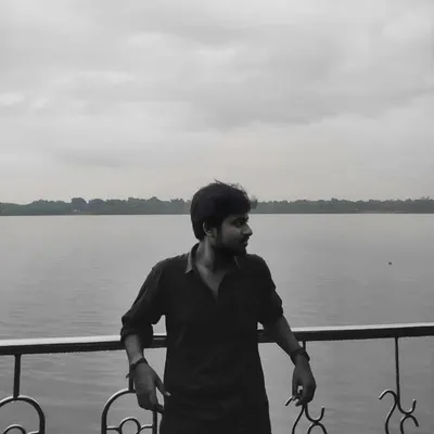 প্রিয়👀 profile