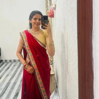 Divya Thakare profile