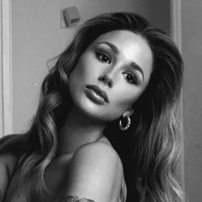 VALENTINA TORRES profile