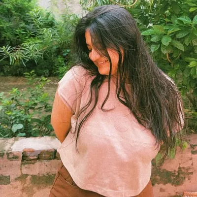 Ishika Gupta profile