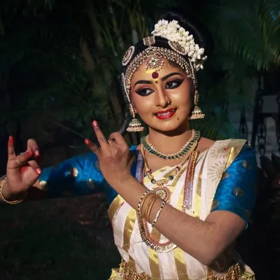 Lekshmi Prasad ✨🦋 profile