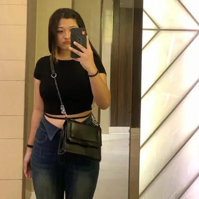ℕaina🥀 profile