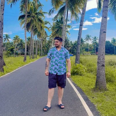 ⚡paras kathpal ⚡ profile
