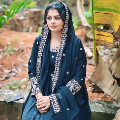 Rashida Rashi profile