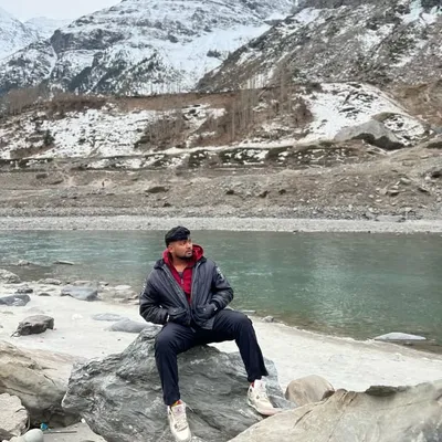 Ravi Gupta profile