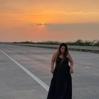 Nidhi Singh Rawat❤️ profile