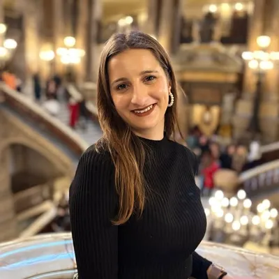 Sara Neto profile