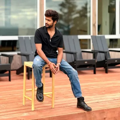 Sarthak Sharma🇮🇳 profile