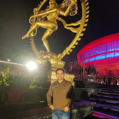 सौरभ शुक्ला (शुक्ला जी) profile