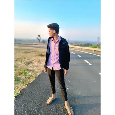 AADESH Lodha profile