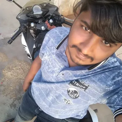 mayur solanki profile